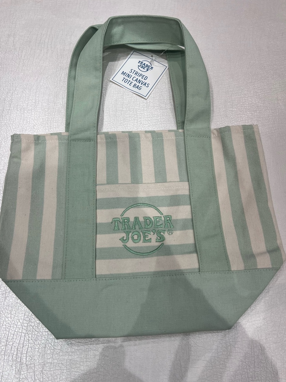 NWT limited edition Trader Joe summer pastel green tote